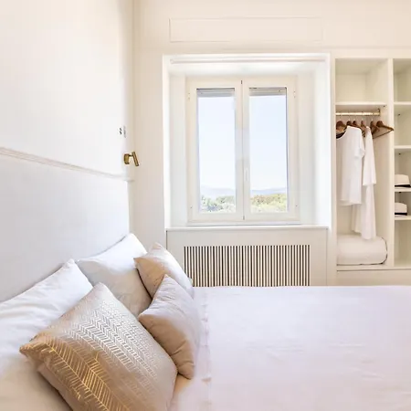 Marea • Luxury Rooftop On The Promenade, Viareggio