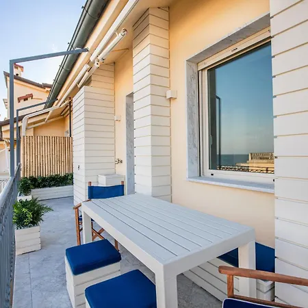 Marea • Luxury Rooftop On The Promenade, Apartman *